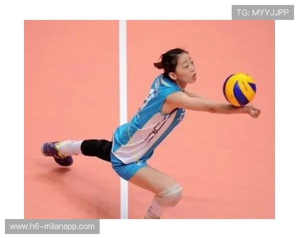 天津女排王倩扣球连续得分，助球队获胜