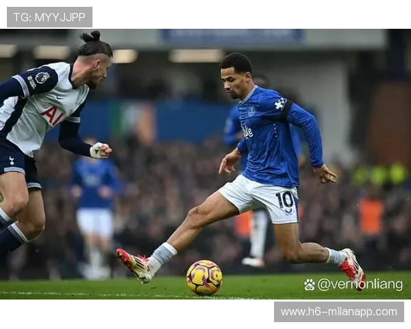 定位球战术全解析：防守与进攻布置的智慧博弈